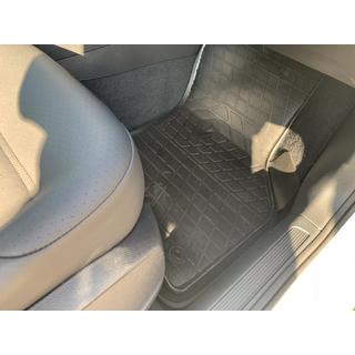 Tapis en caoutchouc (4 pcs, Stingray Premium) Volkswagen Golf 7/E-Golf 2012-2020 photo 2