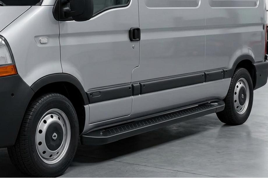 Nissan Interstar 2002-2010 Marchepieds Latéraux Allmond Black (2 pcs, Aluminium) Image