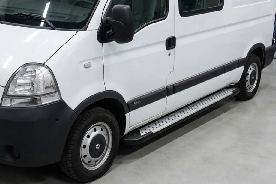 Nissan Interstar 2002-2010 Marchepieds latéraux Allmond (2 pcs, aluminium) Image