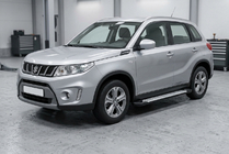 Suzuki Vitara 2015- Marchepieds latéraux Allmond Grey (2 pcs, aluminium) photo 1