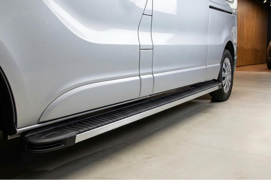 Renault Trafic 2015- Marchepieds Latéraux Maya (2 pcs, Aluminium) Image