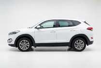 Hyundai Tucson TL 2016-2021 Marchepieds Latéraux BlackLine (2 pcs, Aluminium) photo 1