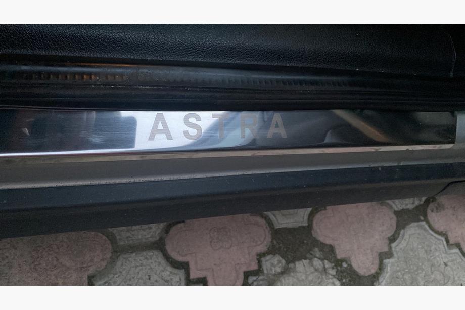 Opel Astra G classic 1998-2012 Seuils de porte Carmos (4 pcs, acier inoxydable) Photo 2