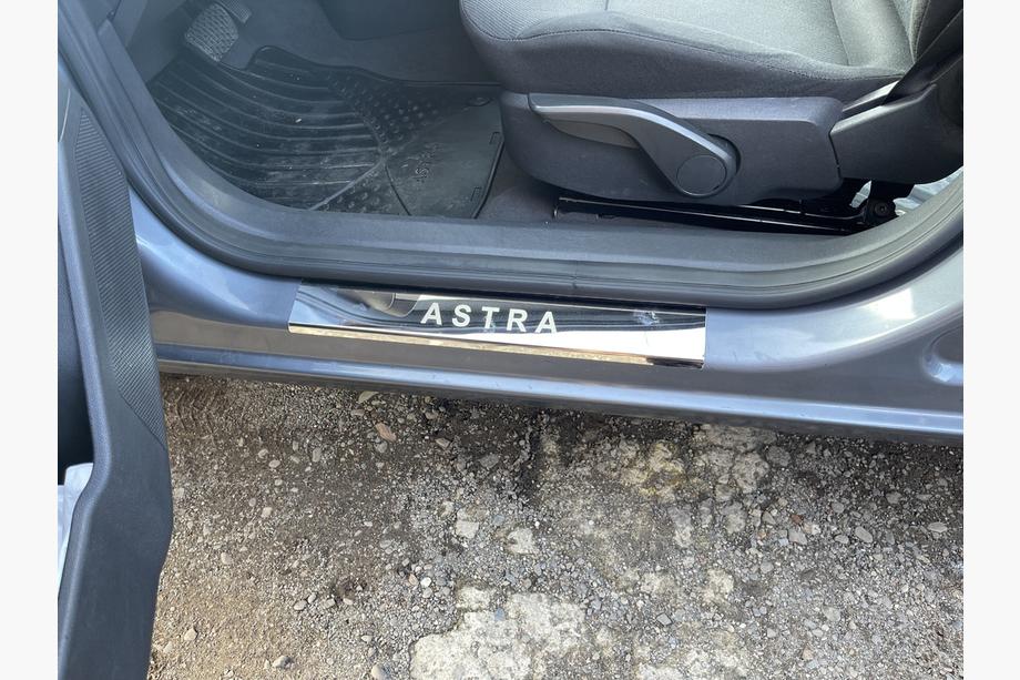 Opel Astra H 2004-2013 Seuils de porte Carmos V1 (4 pcs, acier inoxydable) Photo 7