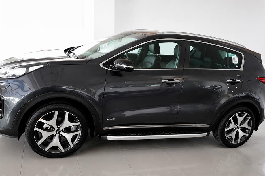 Kia Sportage 2015-2021 Marchepieds Latéraux Fullmond (2 pcs, Aluminium) Image