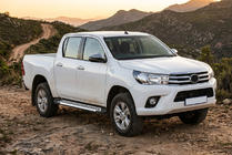 Toyota Hilux 2015- Marchepieds Latéraux Line (2 pcs, Aluminium) photo 1