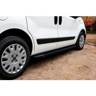 Marchepieds Latéraux Mostu Black (2 pcs, Profil Aluminium) Peugeot Bipper 2008-2017 photo 1