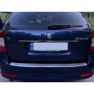Baguette chromée au-dessus de la plaque Carmos (inox) Skoda Octavia II A5 2010-2013 photo 2