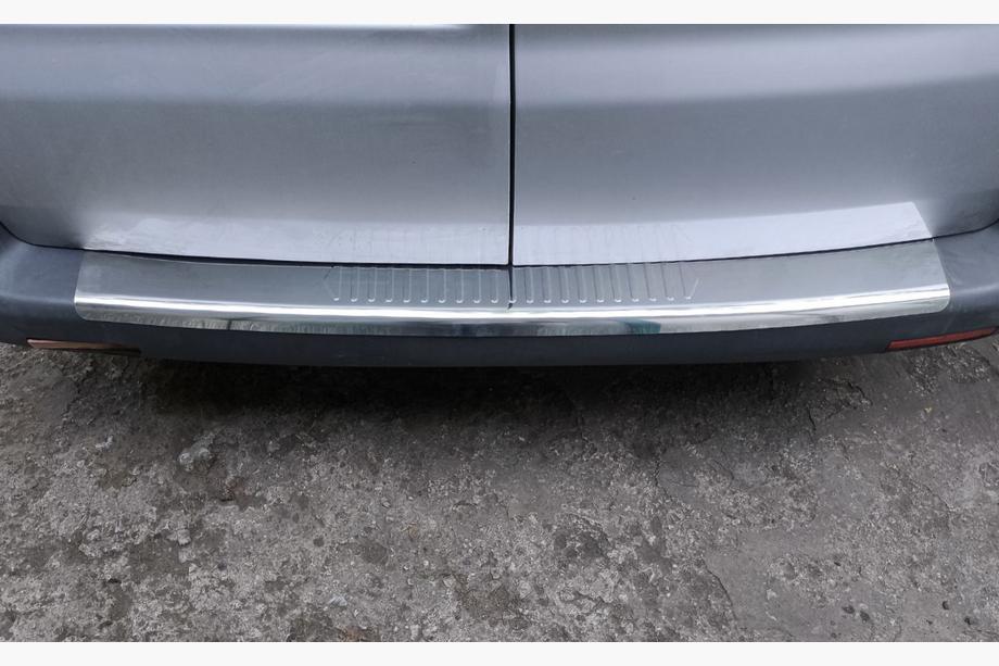Volkswagen T5 Transporter 2003-2010 Protection de pare-chocs arrière (Carmos V1, acier inoxydable) Photo 4