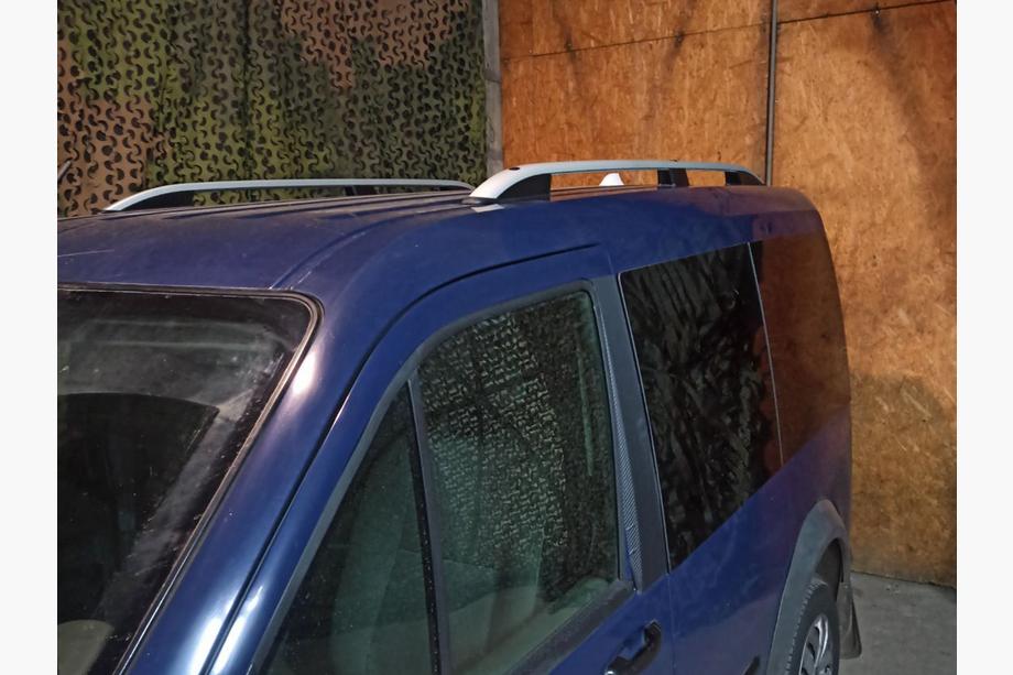 Ford Connect 2010-2013 Barres de toit CROWN (gris mat) Base Standard Photo 4