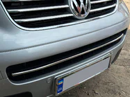 Volkswagen T5 Multivan 2003–2010 Enjoliveur de calandre inférieure (inox) photo 1