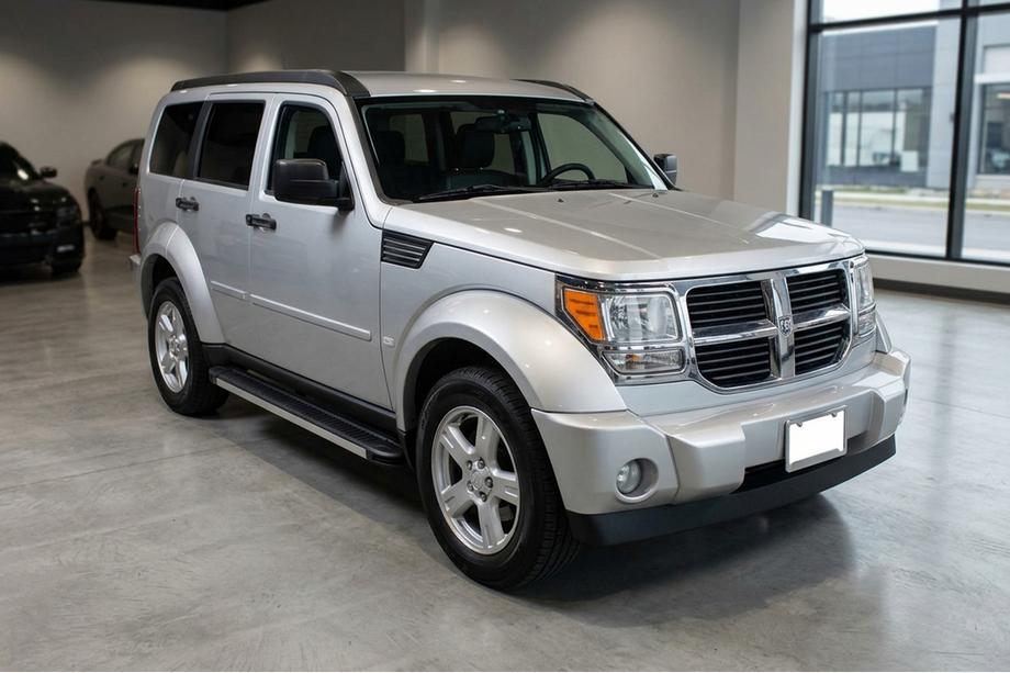 Dodge Nitro 2006-2011 Marchepieds Latéraux Maya V1 (2 pcs, Aluminium) Image