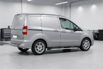 Ford Courier 2014-2023 Marchepieds Latéraux Maya V1 (2 pcs, Aluminium) photo 1