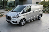 Ford Custom 2013-2022 Marchepieds Latéraux Maya (2 pcs, Aluminium) photo 1