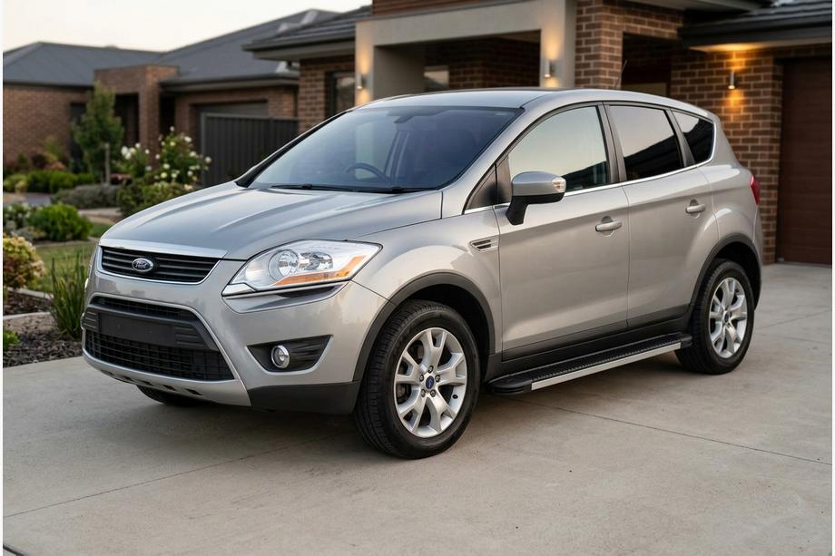 Ford Kuga 2008-2013 Marchepieds Latéraux Maya V1 (2 pcs, Aluminium) Image