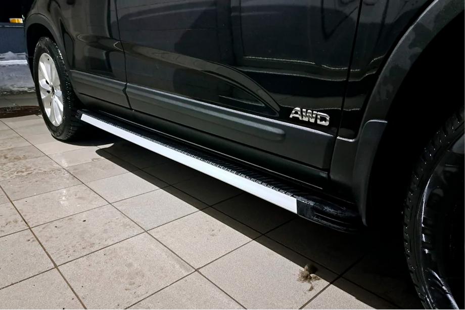 Kia Sorento II XM 2009-2014 Marchepieds Latéraux Maya V1 (2 pcs, Aluminium) 2013-2016 Image