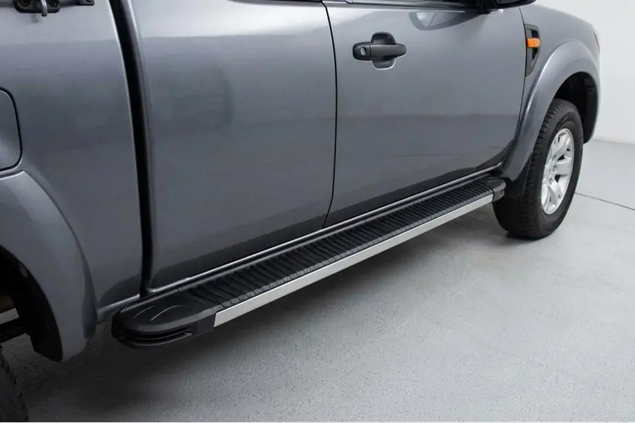 Mazda BT-50 2007-2012 Marchepieds Latéraux Maya V1 (2 pcs, Aluminium) Image
