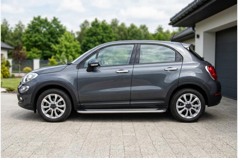 Fiat 500X 2014-2024 Marchepieds Latéraux Maydos V2 (2 pcs, Aluminium & Inox) Image