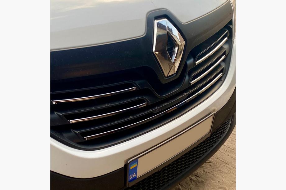 Renault Trafic 2015- Couvre-calandre chromés 2015-2019 (5 pièces, inox) Carmos - Acier Inoxydable Turc Photo 5