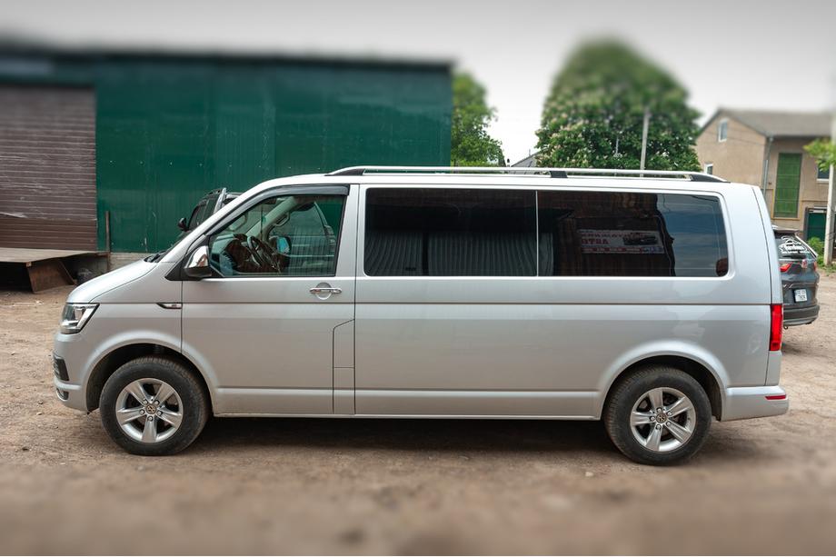 Volkswagen T6 2015-2024 Barres de toit CROWN (gris mat) Photo 3