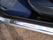 Citroen Berlingo 1996-2008 Seuils de porte inox Carmos V1 (2 pcs) photo 2