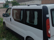 Opel Vivaro 2001–2015 Barres de Toit Noires Court, Pieds en Fonte photo 10