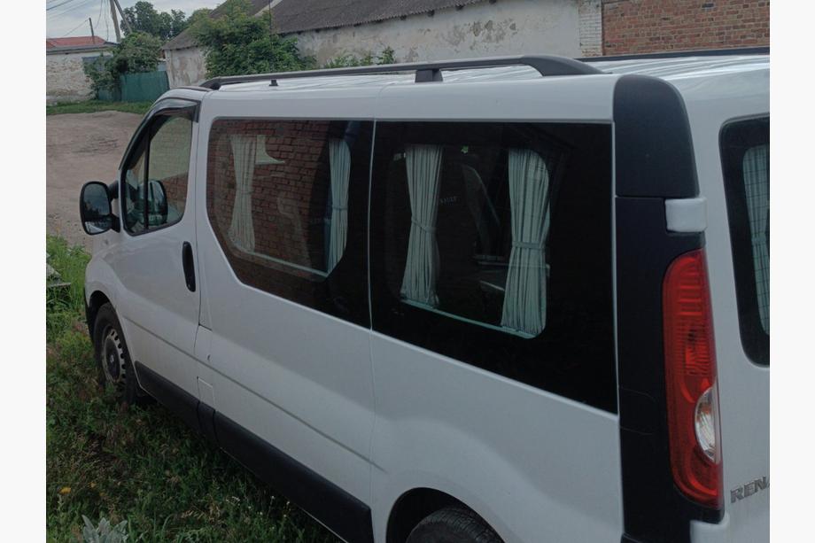 Opel Vivaro 2001–2015 Barres de Toit Noires Photo 10