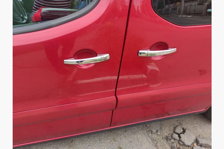 Peugeot 5008 2009-2016 Couvre-poignées Chromés (4 pcs) OmsaLine - Inox Italien Photo 10