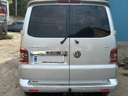 Volkswagen T5 Caravelle 2004-2010 Baguette chromée au-dessus de la plaque d'immatriculation pour portes battantes (inox) photo 10