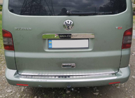 Volkswagen T5 2010-2015 Cache poignée de hayon au-dessus de la plaque d'immatriculation (inox) Multivan, OmsaLine - Inox Italien photo 4
