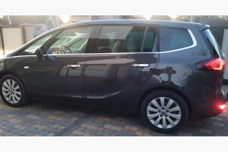 Opel Zafira B 2005–2011 Couvre-poignées Chromés (4 pcs) Carmos - Acier Inoxydable Turc Image