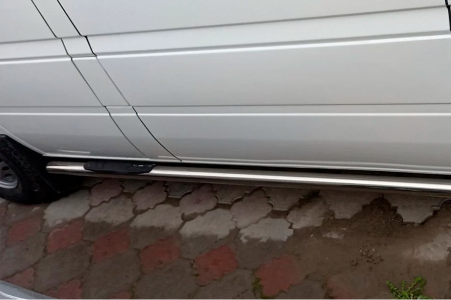 Volkswagen LT 1995-2006 Tubes Latéraux (2 pcs, Inox) Empattement moyen, Ø70 Photo 2
