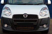 Fiat Doblo II 2010-2022 Entourages d'antibrouillards avec bandes (2010-2015, 4 pcs, inox) Carmos - Acier Inoxydable Turc photo 6