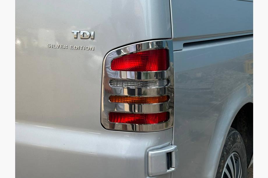 Volkswagen T5 Transporter 2003-2010 Couvre-feux Arrière Chromés (2 pcs, Acier Inoxydable) 1 Porte, OmsaLine - Acier Inoxydable Italien Photo 2