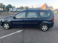 Dacia Logan MCV 2004-2014 Barres de Toit Noires Pieds en plastique photo 4