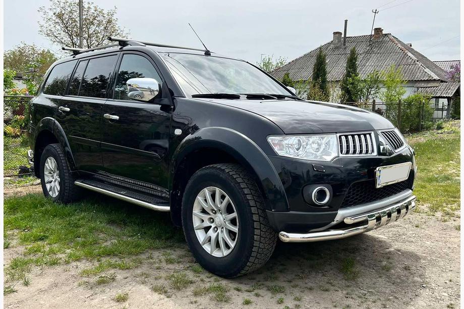 Mitsubishi Pajero Sport 2008-2015 Protection Avant ST015 (Inox) Image