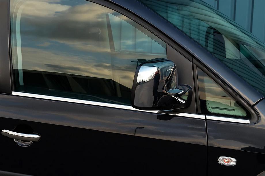Volkswagen Caddy 2010-2015 Encadrement inférieur de vitres inox Avant, Carmos - Acier Turc Image