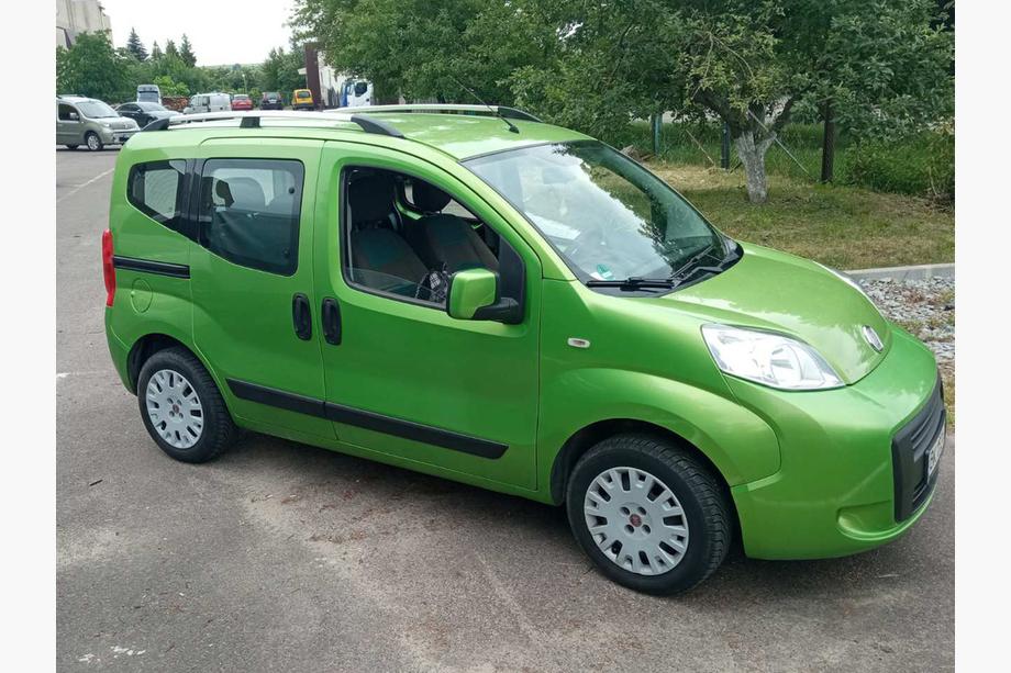 Fiat Fiorino/Qubo 2008-2024 Barres de Toit, Couleur Chrome Pieds Métalliques Photo 4