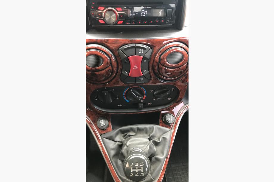 Fiat Doblo I 2005-2010 Caches de Tableau de Bord Photo 4