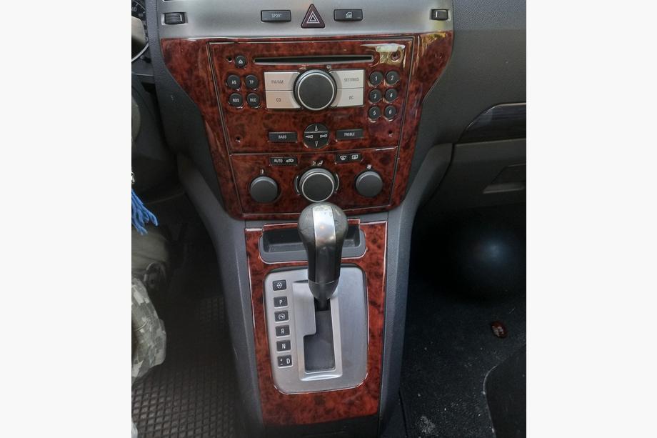 Opel Zafira B 2005–2011 Couvre-intérieur Carbone Photo 4