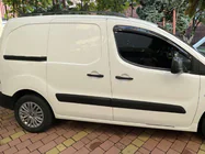 Peugeot Partner Tepee 2008-2018 Barres de Toit Noires photo 1