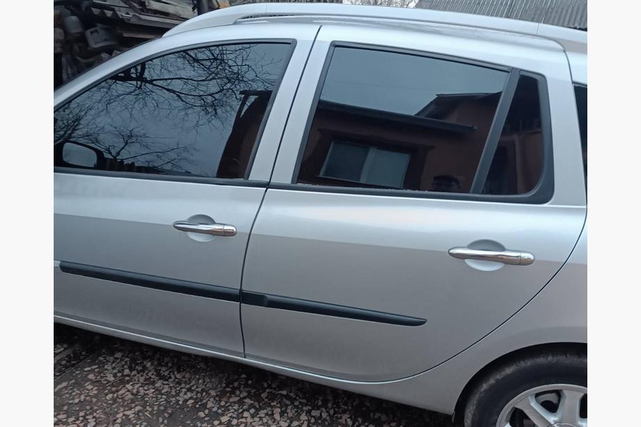 Renault Clio III 2005-2012 Couvre-poignées Chromés (Acier Inoxydable) Image