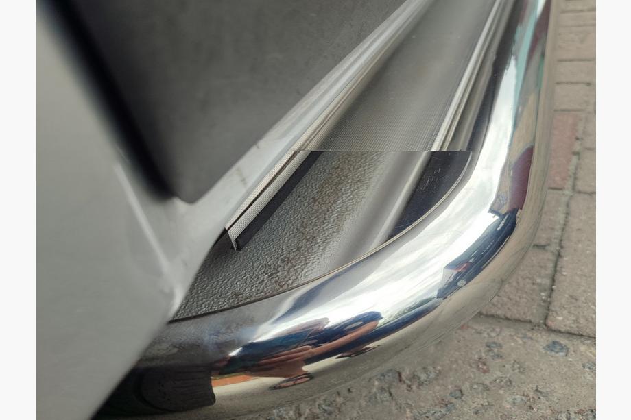 Renault Trafic 2001–2015 Marchepieds Latéraux Premium (2 pcs, Inox) Photo 14
