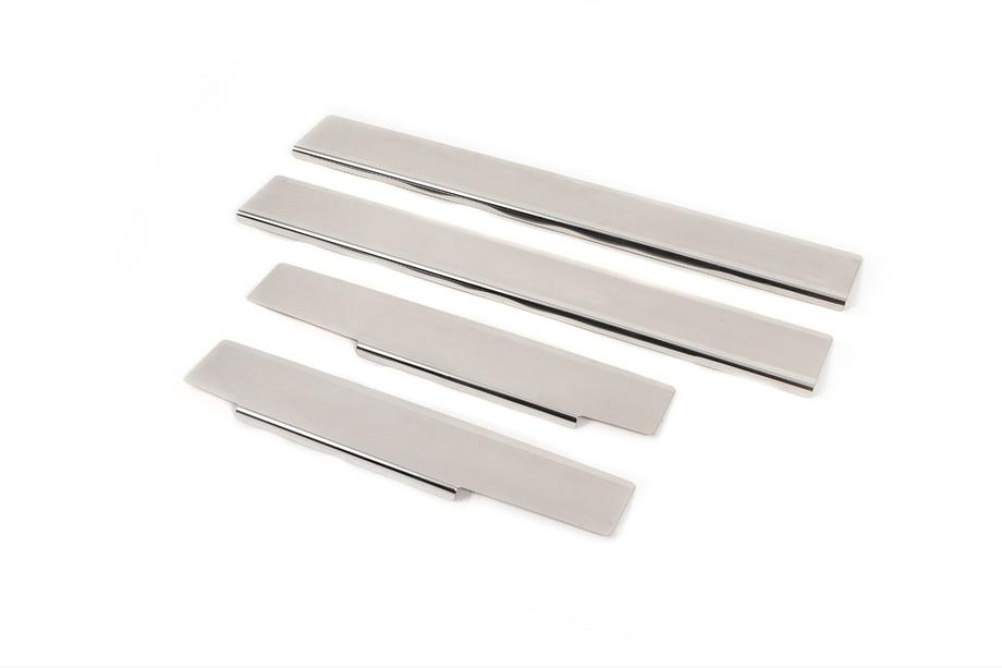 Toyota Camry 2011–2017 Seuils de porte inox Nataniko (4 pcs, acier inoxydable) Image
