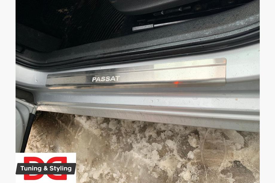 Volkswagen Passat B7 2012-2015 Seuils de porte inox Nataniko (4 pcs, acier inoxydable) Amérique, Premium - Bande 3M, 0.8 mm Photo 3