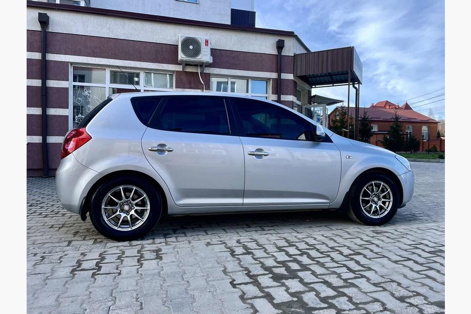 Kia Ceed 2007-2012 Couvre-poignées Chromés (4 pcs, Acier Inoxydable) Image