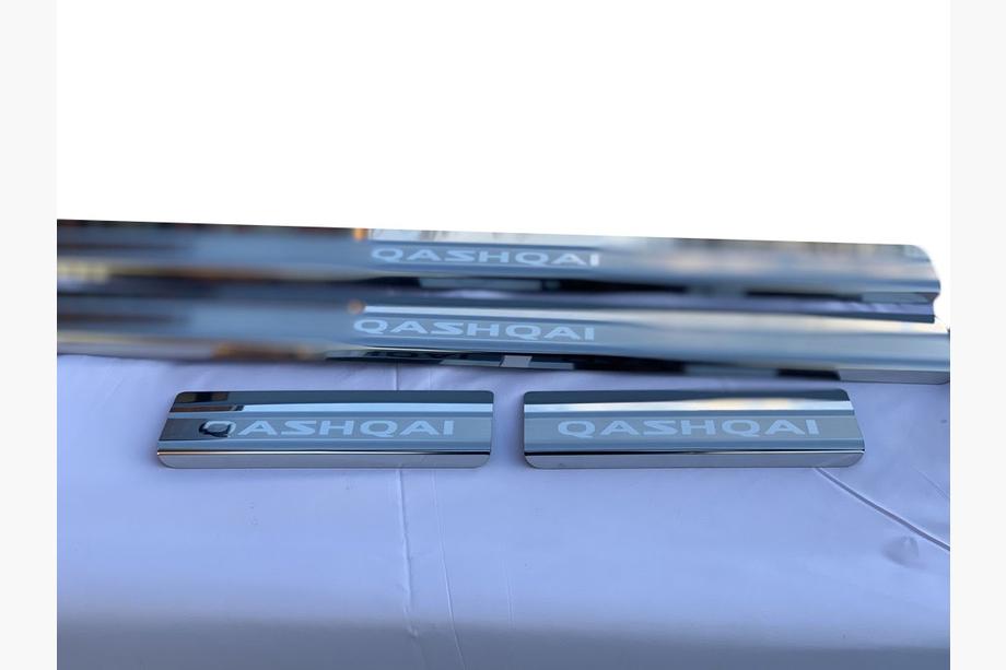 Nissan Qashqai 2014-2021 Seuils de Porte Nataniko (4 pcs, Inox) Image