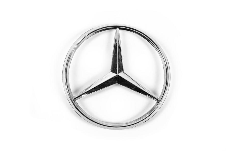 Mercedes E-class W124 1984–1997 Emblème arrière (Turquie) Image
