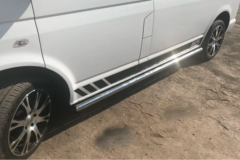 Volkswagen T5 Caravelle 2004-2010 Barres Latérales (2 pcs, Inox) Image