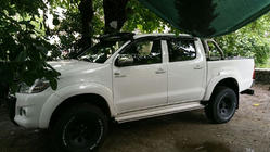 Toyota Hilux 2006-2015 Pare-soleil de Pare-brise (avec Supports) photo 3